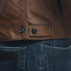 Dainese Razon 2 Leather Jacket -Kriega shop razon 2 leather jacket tobacco 1533878 58g 44 9